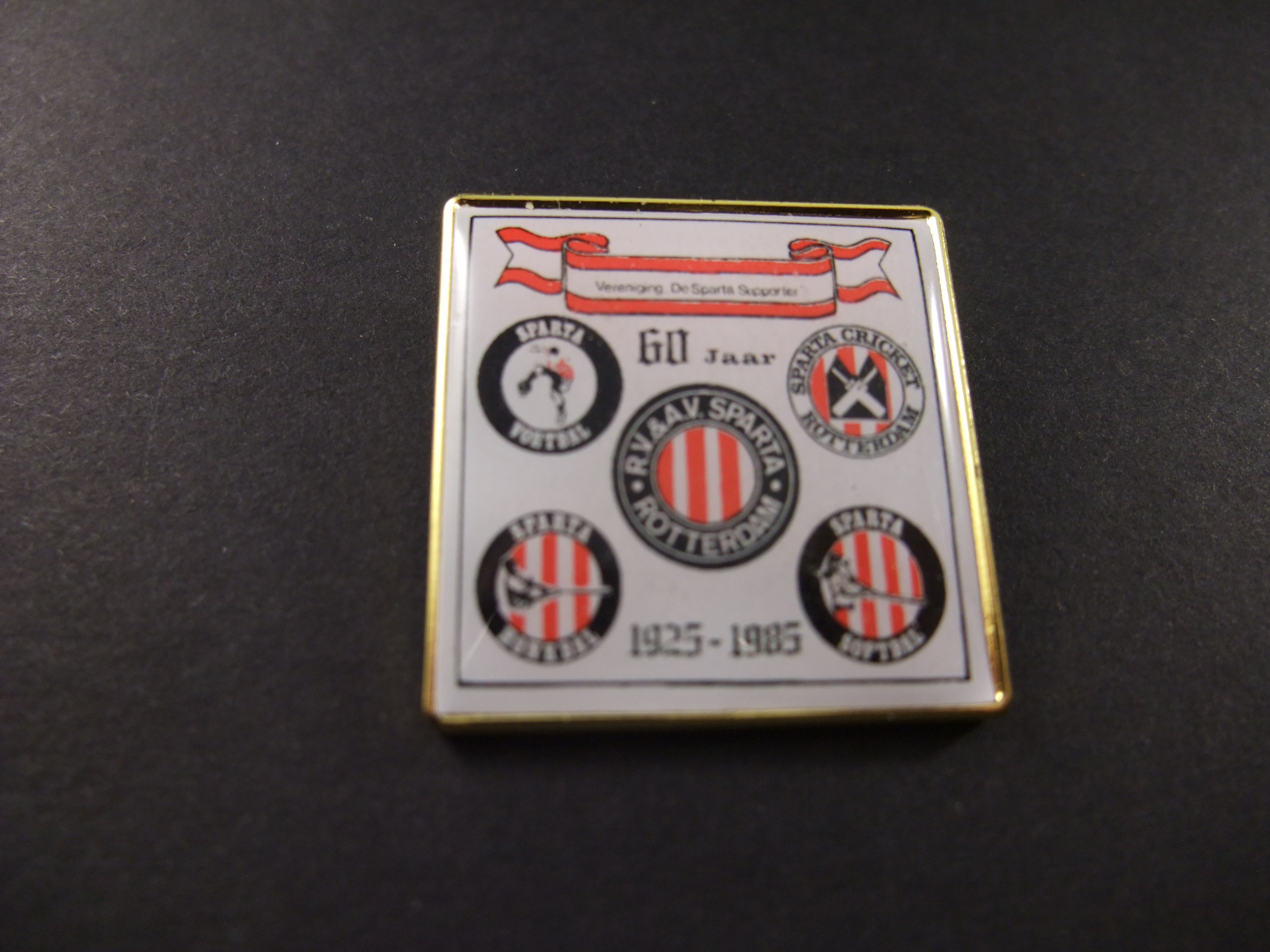 Vereniging de Sparta Supporter 60 jaar diverse logo's